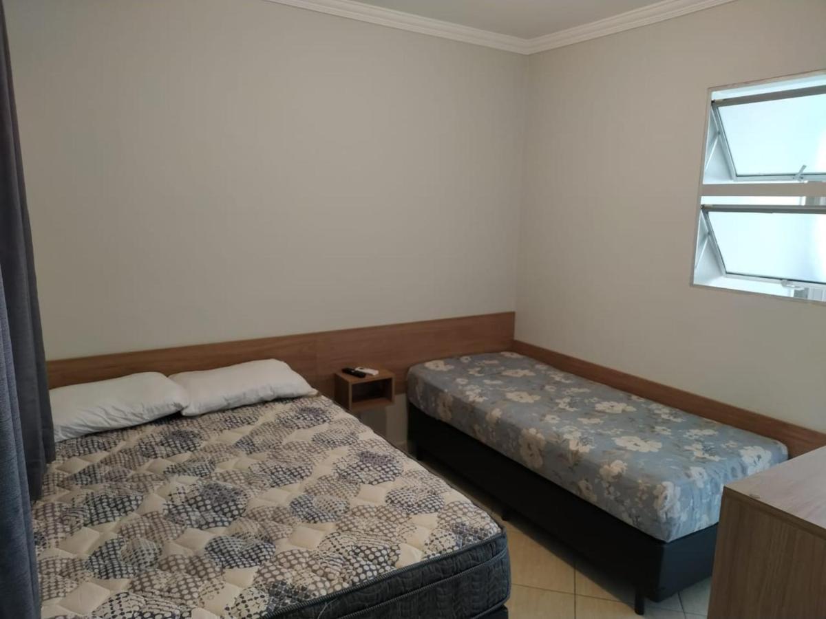 Kitnet Asturias 51B No Ed. Guariata, Proximo A Praia Das Asturias Em Guaruja Bagian luar foto